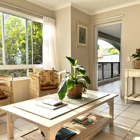 Ukhutula Plett - Spacious Central Self-Catering Plettenberg Bay Exterior photo