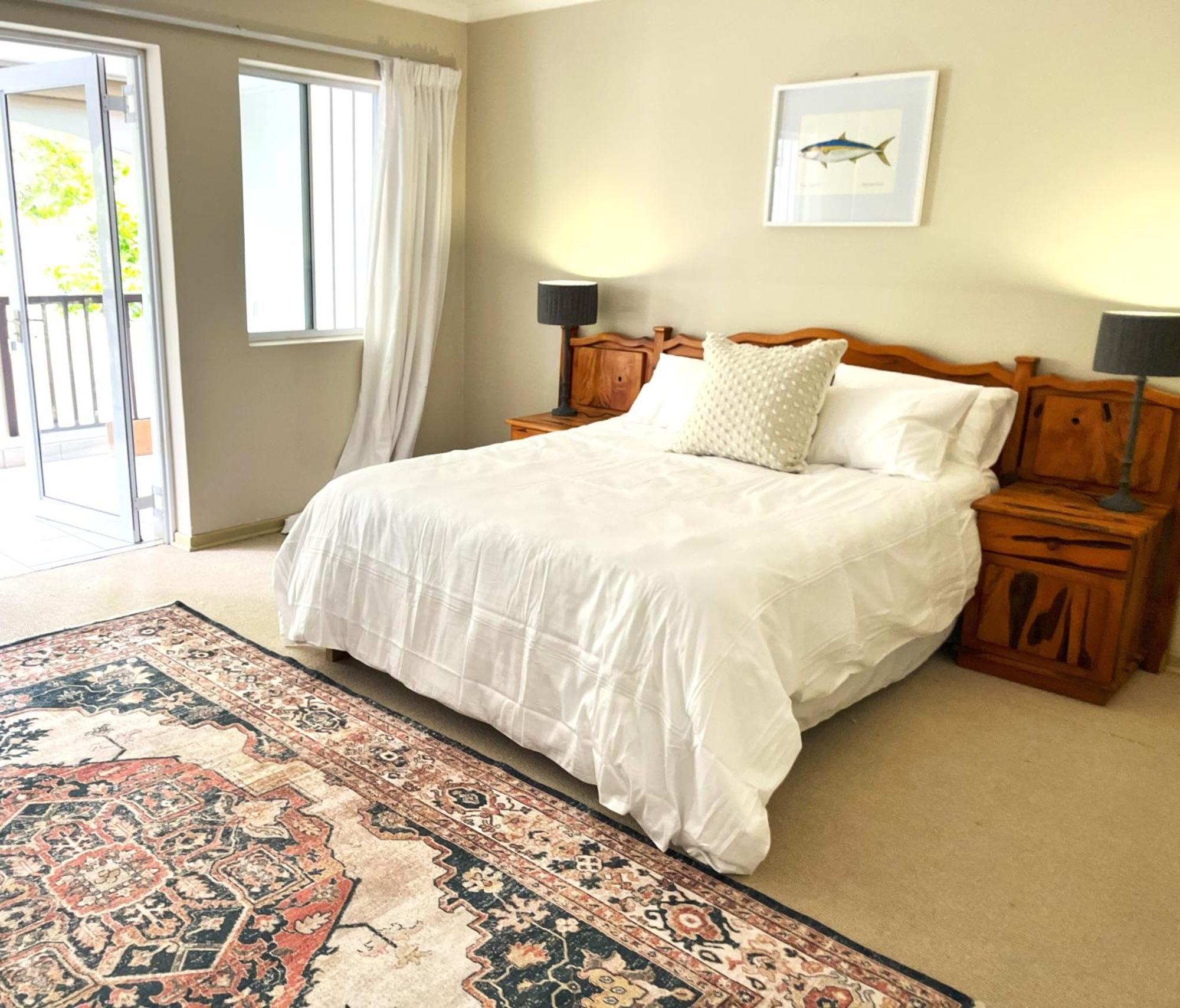 Ukhutula Plett - Spacious Self-catering Apartment *